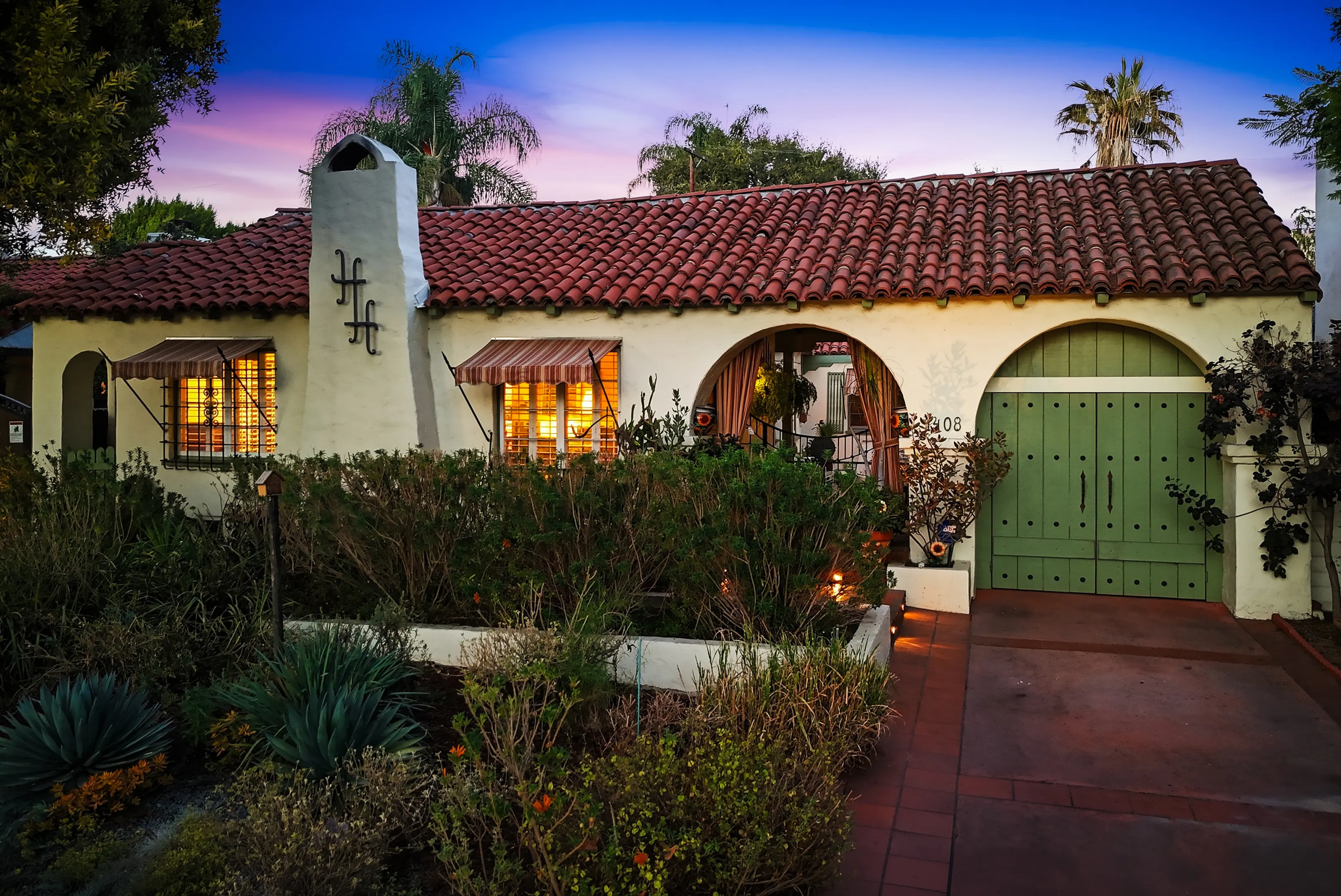 Get more details about 4408 Mariota Ave. Toluca Lake, CA 91602